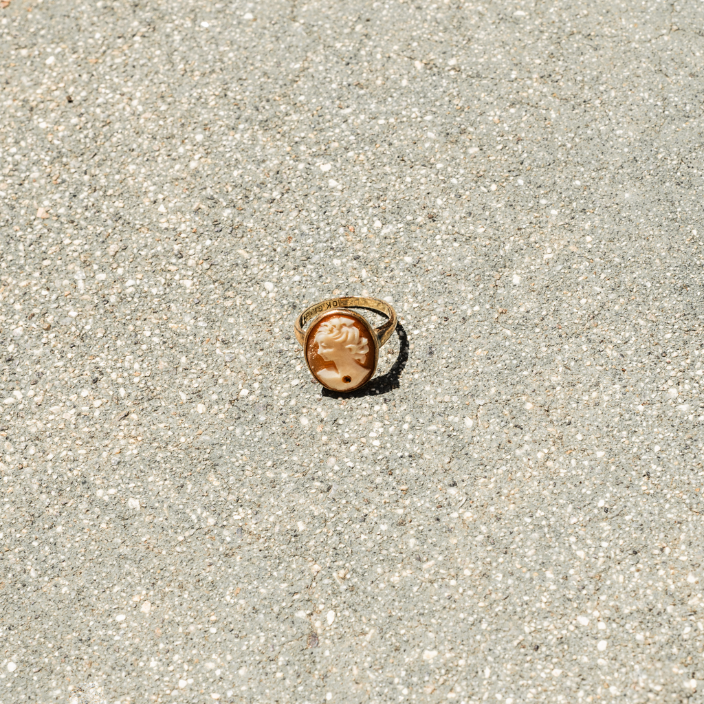 Antique 10k Cameo Ring