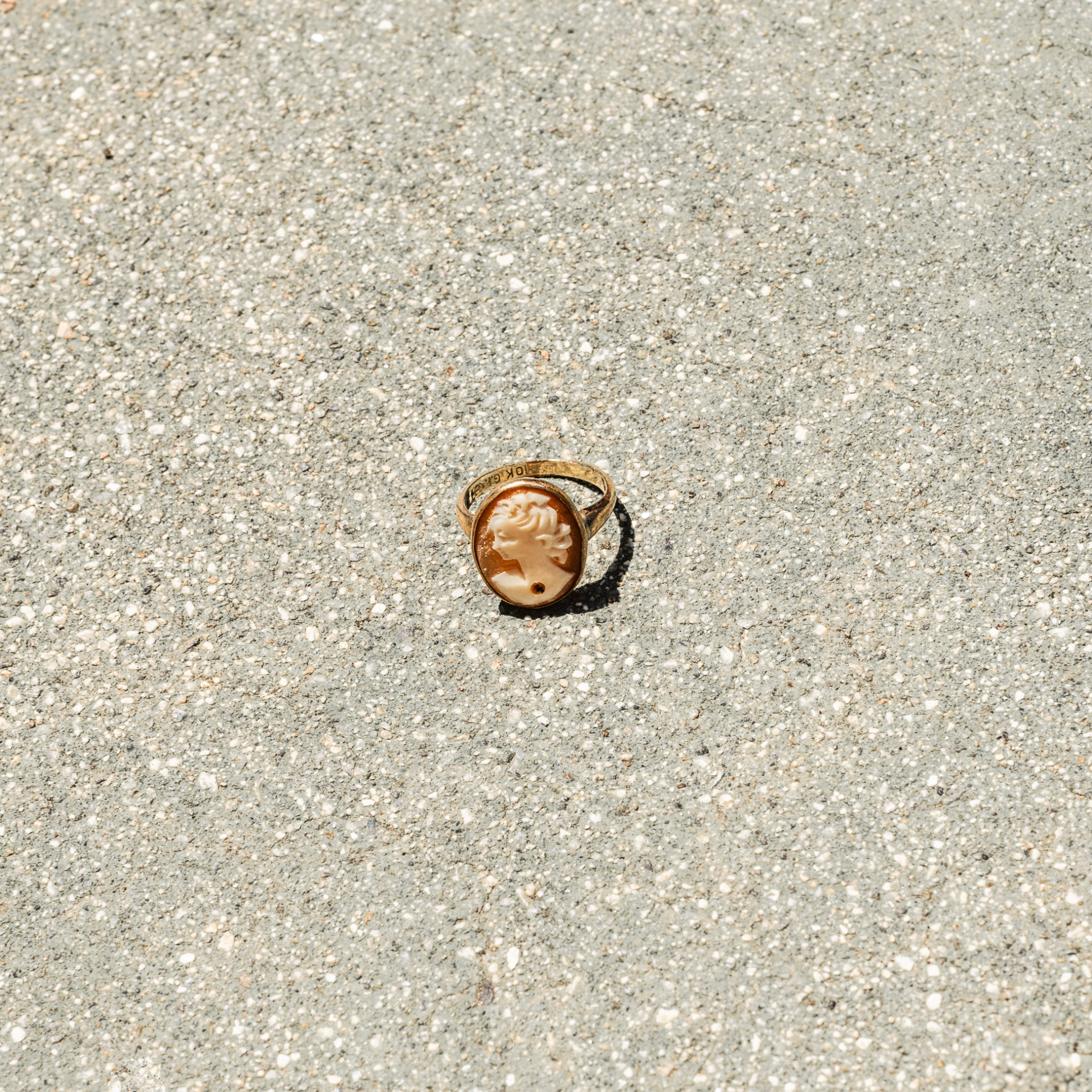 Antique 10k Cameo Ring