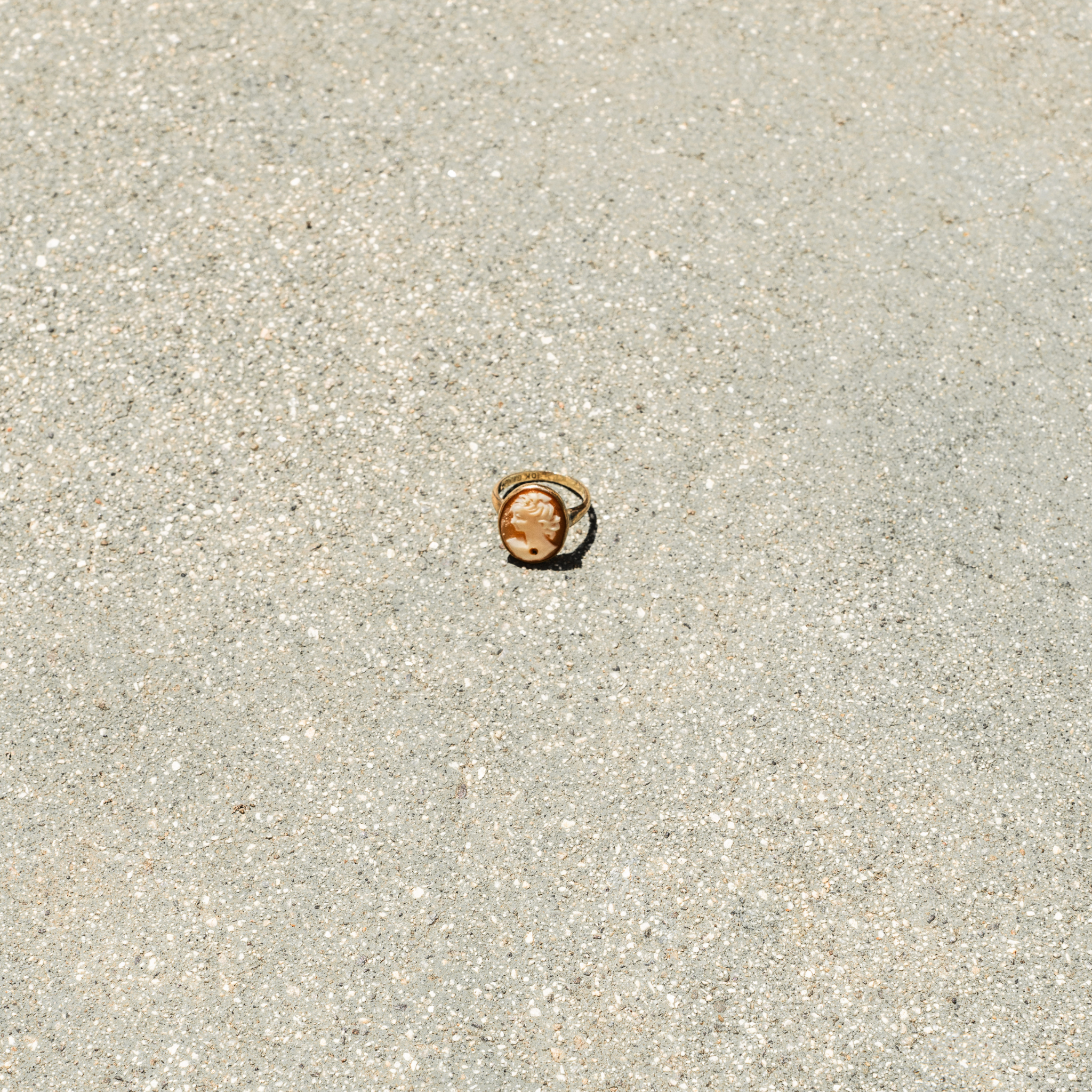 Antique 10k Cameo Ring