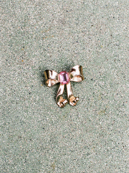 Est. Late 1940s Gold Tone Bow Brooch
