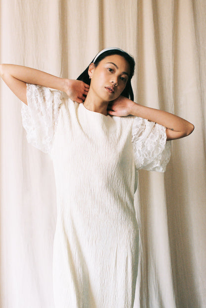 1970s Ivory Lace Puff Sleeve Dress