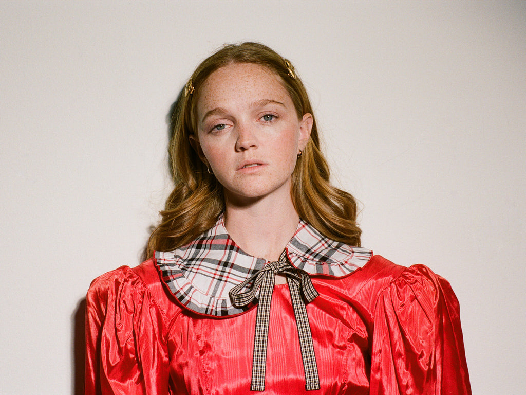 The Olding Collar; Standard