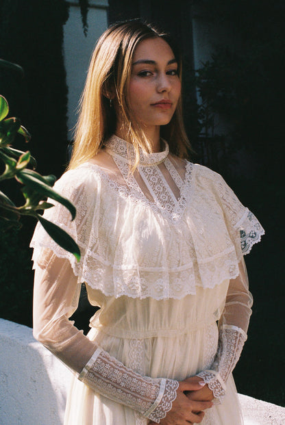 1970s Ivory Gunne Sax Victorian Prairie Wedding Dress