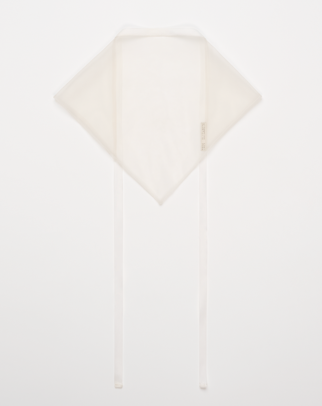 White headscarf ecom picture