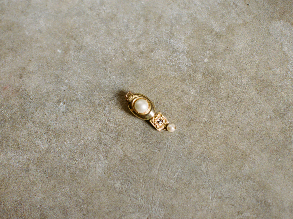 Faux Pearl Barrette