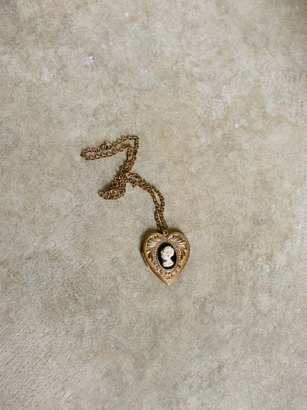 1930s Heart Cameo Locket